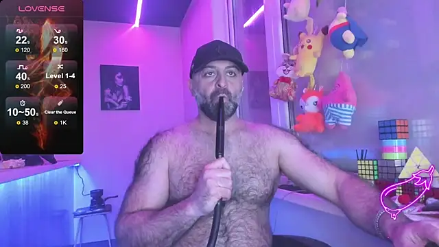 Snapshot of MAGABEAR077 chatting on 03.21.25 MAGABEAR077 online show from 03.21.25