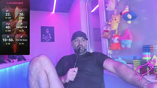 Snapshot of MAGABEAR077 chatting on 03.22.25 MAGABEAR077 online show from 03.22.25