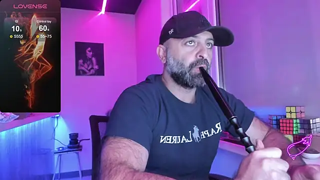 Snapshot of MAGABEAR077 chatting on 10.01.25 MAGABEAR077 online show from 10.01.25