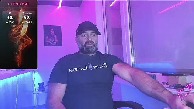 Snapshot of MAGABEAR077 chatting on 11.10.25 MAGABEAR077 online show from 11.10.25