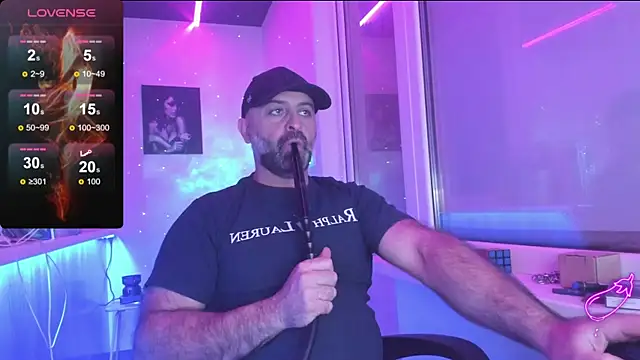 Snapshot of MAGABEAR077 chatting on 11.11.25 MAGABEAR077 online show from 11.11.25