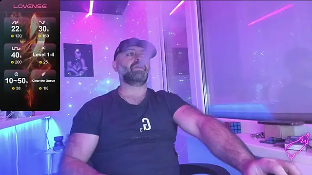 Snapshot of MAGABEAR077 chatting on 11.11.25 MAGABEAR077 online show from 11.11.25