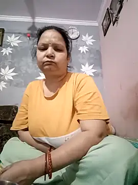 Snapshot of Kavya_kapoor chatting on 03.01.25 Kavya kapoor online show from 03.01.25