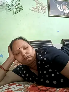 Snapshot of Kavya_kapoor chatting on 03.06.25 Kavya kapoor online show from 03.06.25