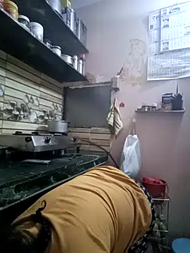 Snapshot of Kavya_kapoor chatting on 03.08.25 Kavya kapoor online show from 03.08.25