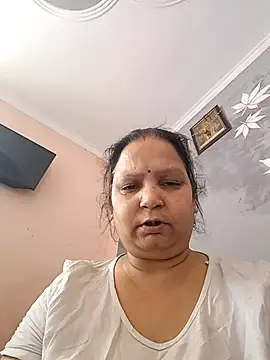 Snapshot of Kavya_kapoor chatting on 03.09.25 Kavya kapoor online show from 03.09.25