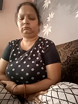 Snapshot of Kavya_kapoor chatting on 03.13.25 Kavya kapoor online show from 03.13.25