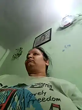 Snapshot of Kavya_kapoor chatting on 03.15.25 Kavya kapoor online show from 03.15.25