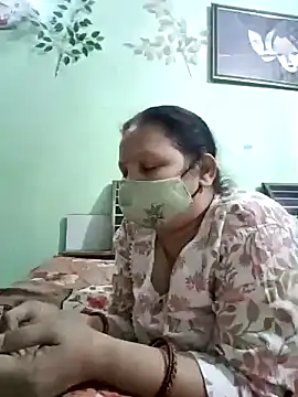 Snapshot of Kavya_kapoor chatting on 03.16.25 Kavya kapoor online show from 03.16.25