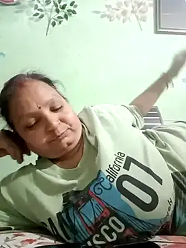 Snapshot of Kavya_kapoor chatting on 03.23.25 Kavya kapoor online show from 03.23.25