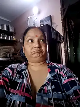 Snapshot of Kavya_kapoor chatting on 09.13.25 Kavya kapoor online show from 09.13.25