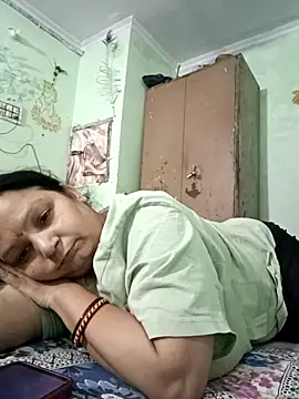 Snapshot of Kavya_kapoor chatting on 09.19.25 Kavya kapoor online show from 09.19.25