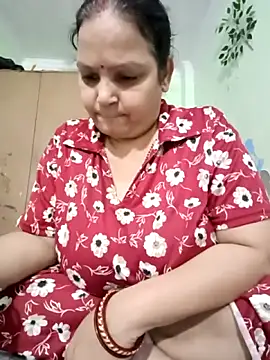 Snapshot of Kavya_kapoor chatting on 09.29.25 Kavya kapoor online show from 09.29.25