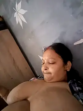 Snapshot of Kavya_kapoor chatting on 10.06.25 Kavya kapoor online show from 10.06.25