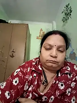 Snapshot of Kavya_kapoor chatting on 10.06.25 Kavya kapoor online show from 10.06.25