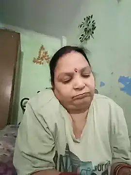 Snapshot of Kavya_kapoor chatting on 10.14.25 Kavya kapoor online show from 10.14.25