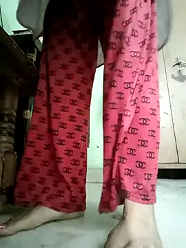 Snapshot of Kavya_kapoor chatting on 10.15.25 Kavya kapoor online show from 10.15.25