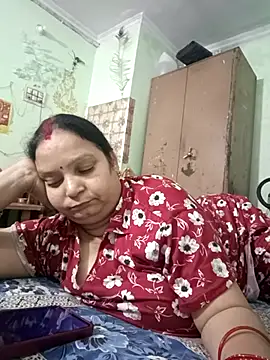 Snapshot of Kavya_kapoor chatting on 11.03.25 Kavya kapoor online show from 11.03.25