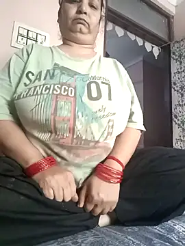 Snapshot of Kavya_kapoor chatting on 11.22.25 Kavya kapoor online show from 11.22.25