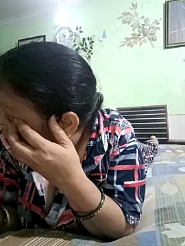 Kavya kapoor online show from 04.07.26