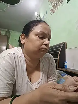 Snapshot of Kavya_kapoor chatting on 07.18.26 Kavya kapoor online show from 07.18.26