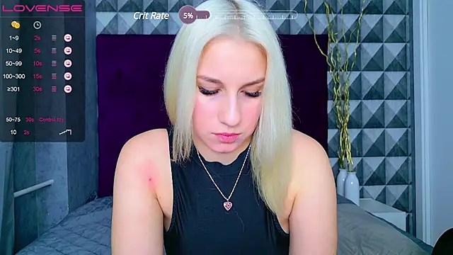 Snapshot of NellyStorm chatting on 12.27.24 NellyStorm online show from 12.27.24