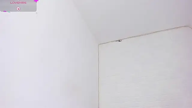 nathally roses online show from 02.16.25