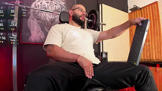 Luke  09 online show from 02.23.26