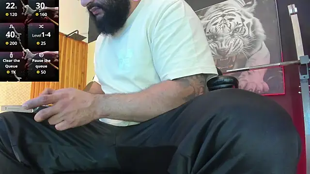 Snapshot of Luke__09 chatting on 06.26.26 Luke 09 online show from 06.26.26