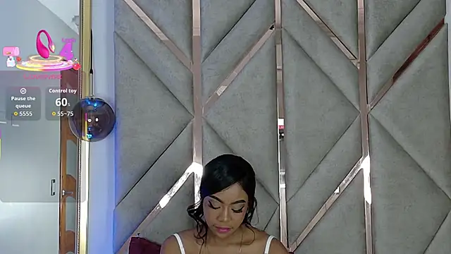 Snapshot of Lola_King chatting on 11.06.25 Lola King online show from 11.06.25