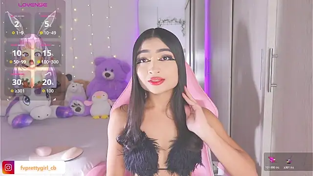 urfavprettygirl online show from 10.22.25