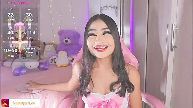 urfavprettygirl online show from 10.28.25