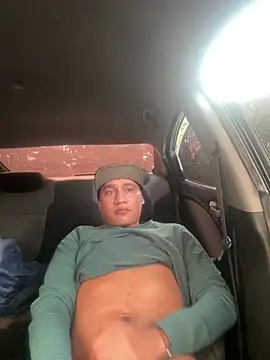 ZMalco2Hend8 online show from 03.14.26