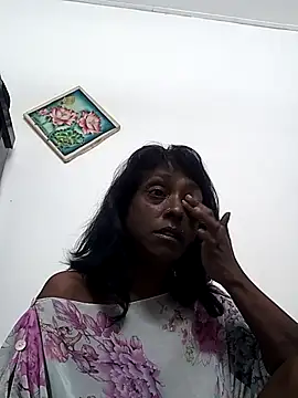 Snapshot of mamakarma1403 chatting on 02.18.25 mamakarma1403 online show from 02.18.25