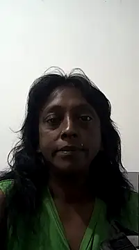 Snapshot of mamakarma1403 chatting on 03.20.25 mamakarma1403 online show from 03.20.25