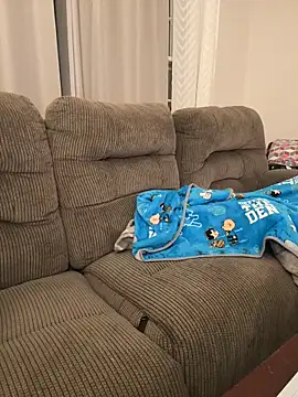 PuckBunny17 online show from 03.17.26