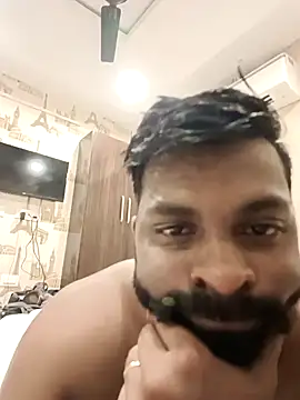 Snapshot of VivaanDRX chatting on 01.15.25 VivaanDRX online show from 01.15.25