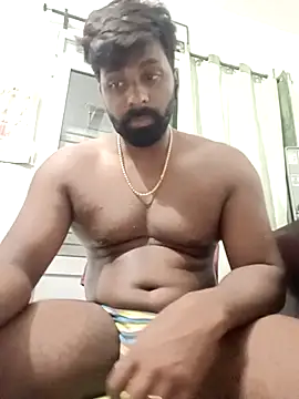 Snapshot of VivaanDRX chatting on 10.10.25 VivaanDRX online show from 10.10.25