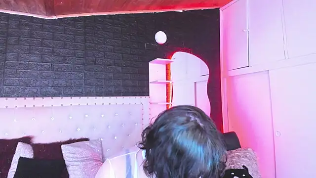 Ghosty Doll online show from 01.10.25