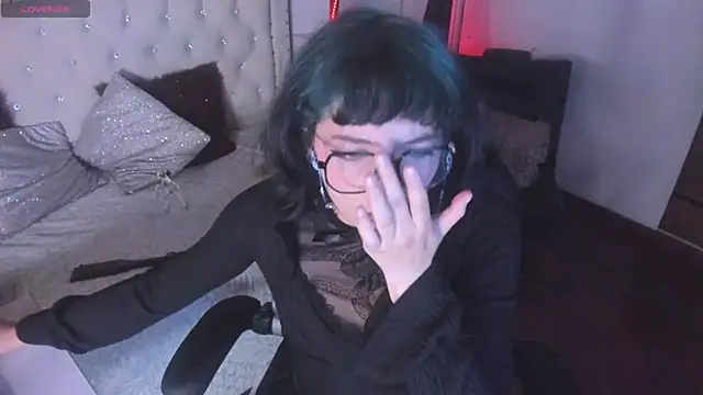 Ghosty Doll online show from 03.12.25