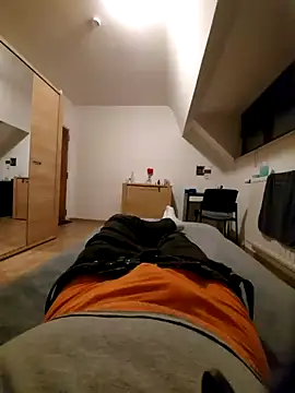 Snapshot of pascalino100 chatting on 02.17.25 pascalino100 online show from 02.17.25