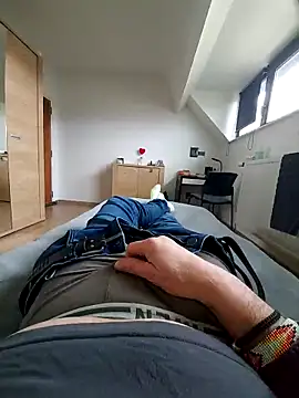 Snapshot of pascalino100 chatting on 02.27.25 pascalino100 online show from 02.27.25