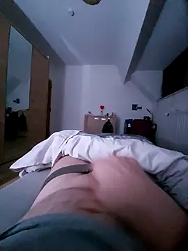 Snapshot of pascalino100 chatting on 03.12.25 pascalino100 online show from 03.12.25