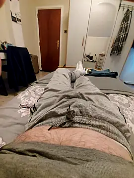 Snapshot of pascalino100 chatting on 10.09.25 pascalino100 online show from 10.09.25