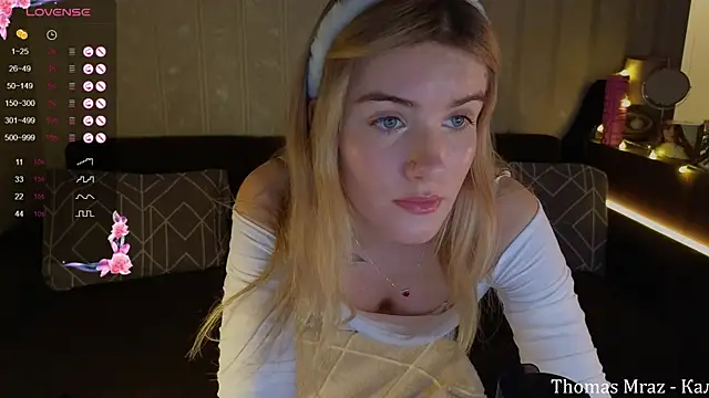 Snapshot of SpiceJessy chatting on 02.19.25 SpiceJessy online show from 02.19.25