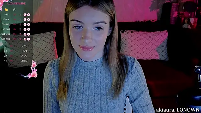 Snapshot of SpiceJessy chatting on 03.09.25 SpiceJessy online show from 03.09.25