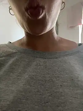 Gabizinhagirls online show from 09.18.25