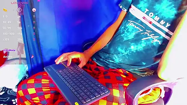 nicol gill  online show from 12.16.24