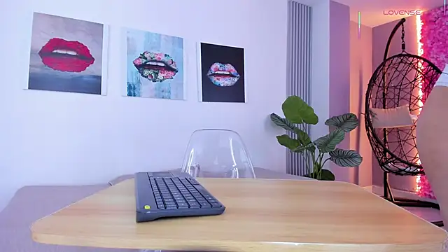 Angela donnato online show from 10.23.25