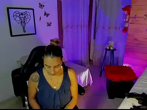 mykaelahoney online show from 02.27.26